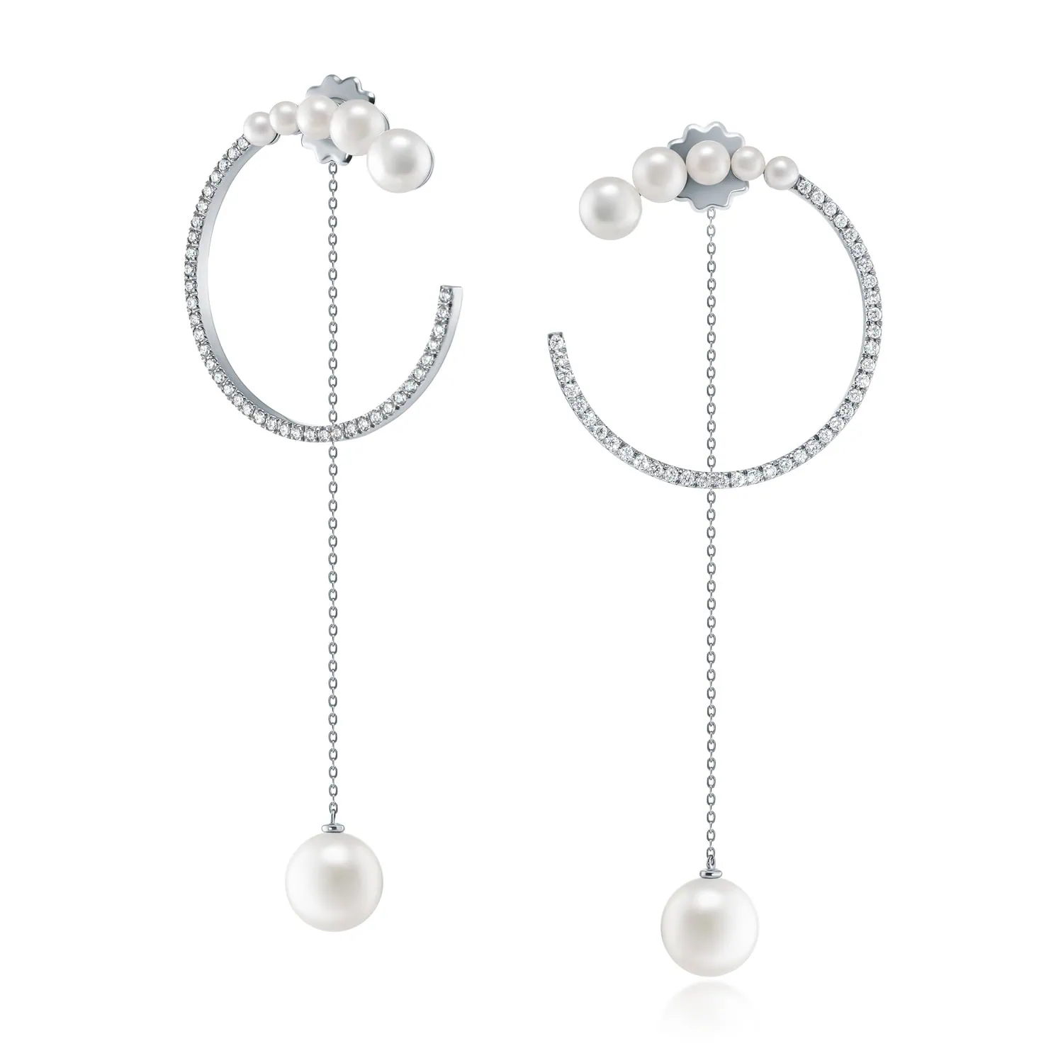 עגילי-כסף-תלויים-עם-פנינים-ויהלומים-מצולמים-למסחר-אלקטרוני-כחלק-מתהליך-צילום-תכשיטים-מחיר