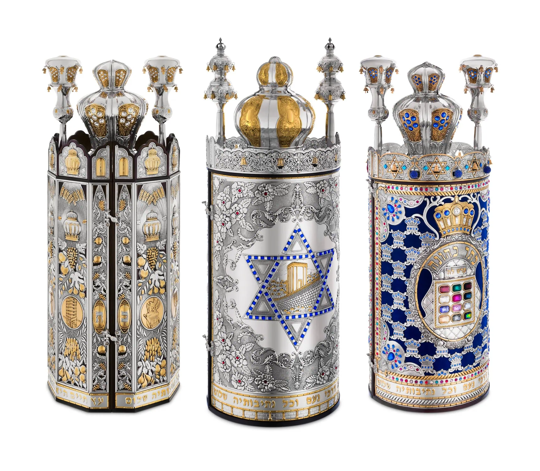 שלושה-תיקי-תורה-מעוצבים-עם-עיטורים-מורכבים-של-כסף-זהב-ואבנים-צבעוניות